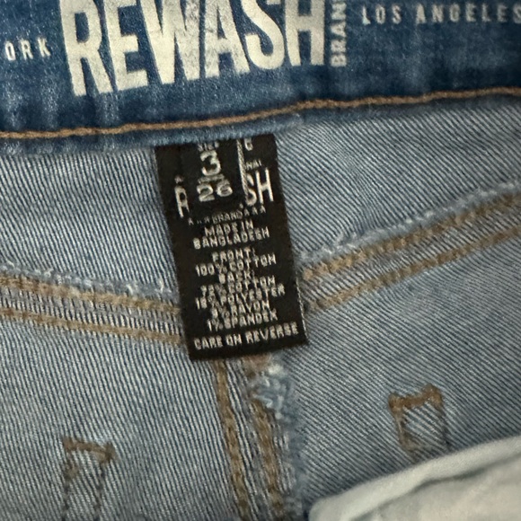 Blue jeans bundled - Picture 2 of 4